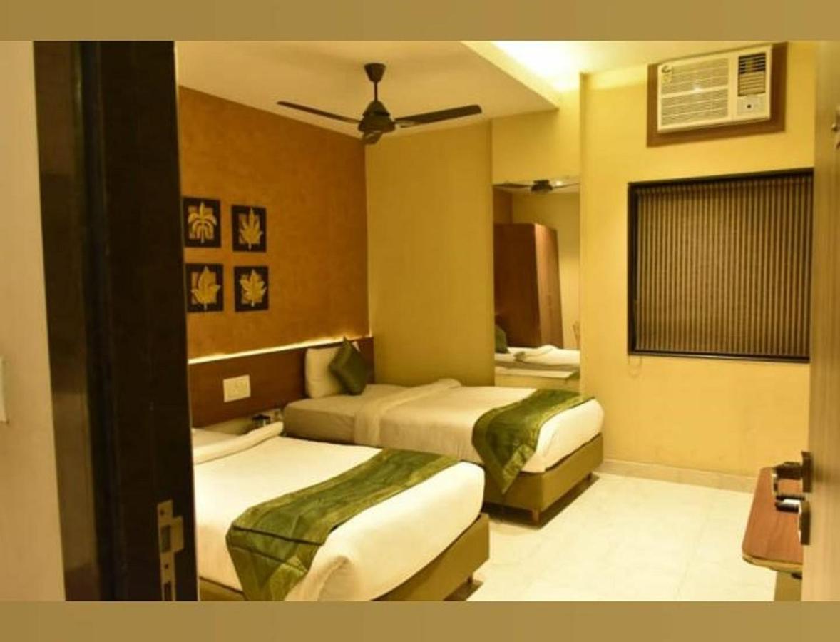 Ash Luxury Hotel With View Of Taj Mahal Агра Екстериор снимка